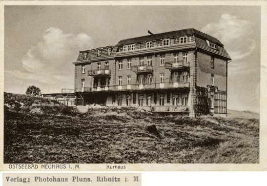 Photohaus Pluns, Ribnitz i.M.; Ostseebad Neuhaus i.M., Kurhaus; Ansichtskarte, ungelaufen